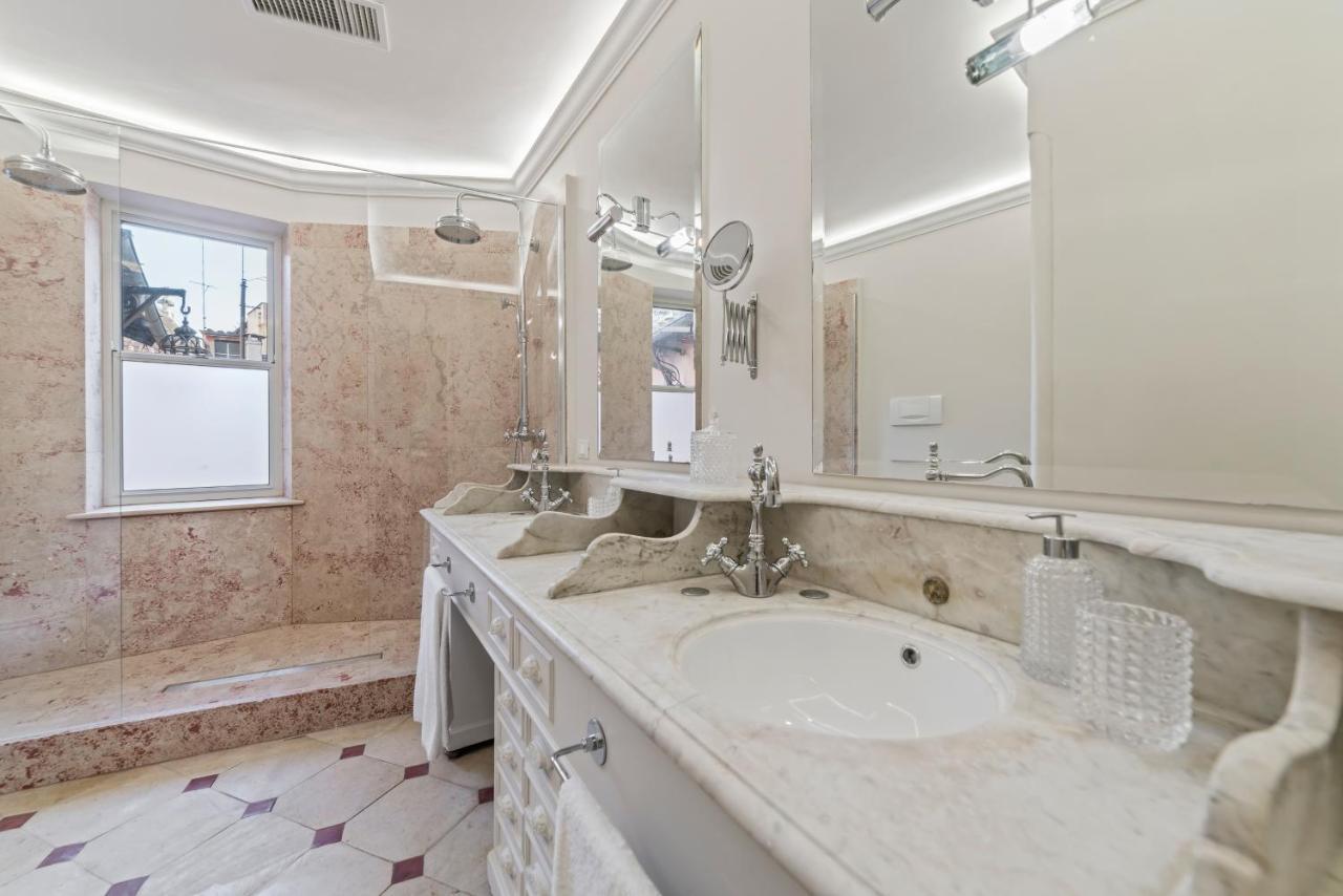 Bmga L Viapaola43 Palace Luxury Penthouse 2Bdr Řím Exteriér fotografie